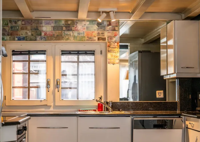 Alt Hischi Emanuel Old